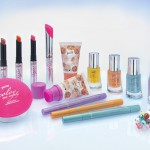 Die neue p2-LE (limited Edition) "Color me softly" enthält Lippenstifte, Nagellacke, Highlighter, Blushes, Eyeshadowpencils und einigen anderen Kram, den man sich anschauen sollte. ; )